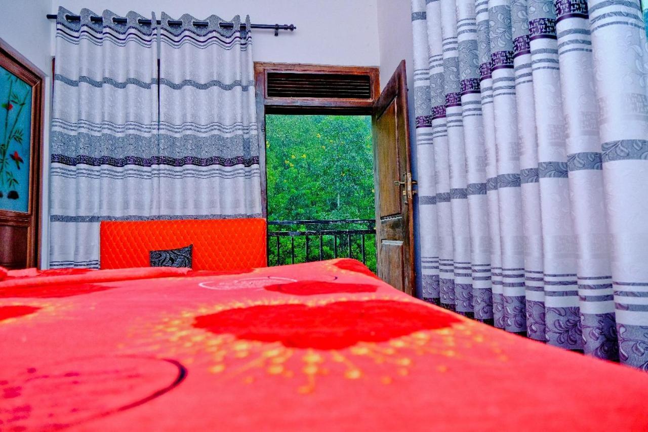 Ninety Nine Grand Hotel Badulla Eksteriør billede