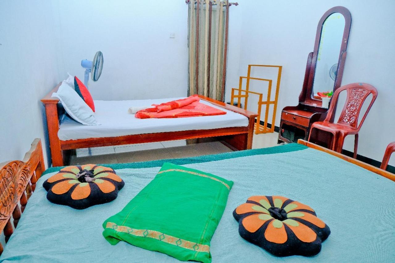Ninety Nine Grand Hotel Badulla Eksteriør billede